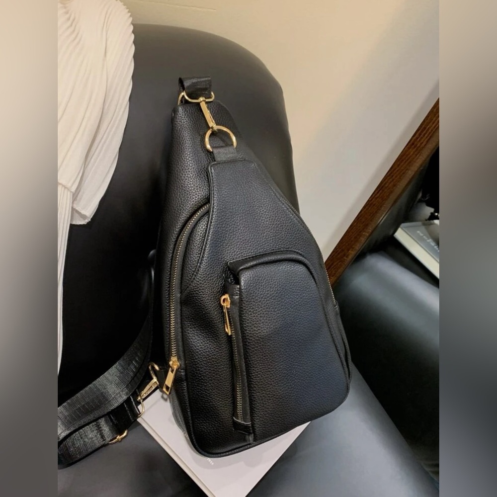 New Crossbody Bag, Sling Bag - Picture 6 of 6